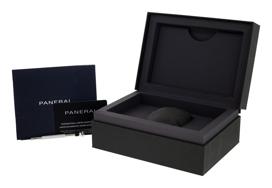 Panerai Luminor Chrono PAM01498 Image 5